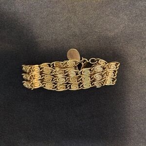 Elegant Gold Bracelet